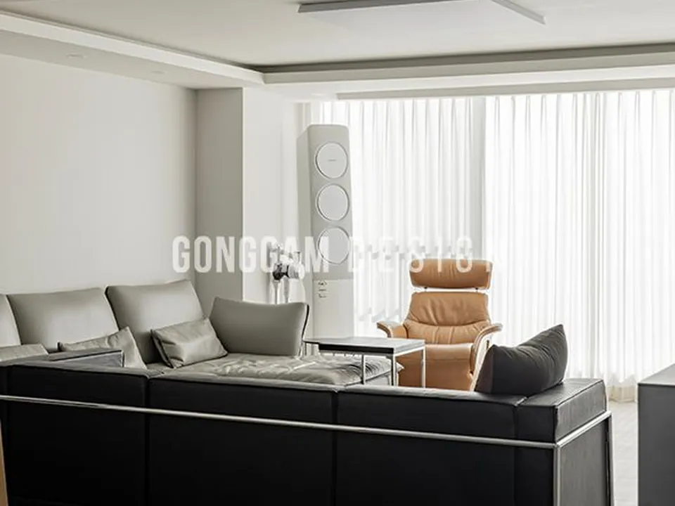압구정동 50평 거실 인테리어 시공 사진 · 간살·대리석·라운드·무몰딩 (공감디자인)